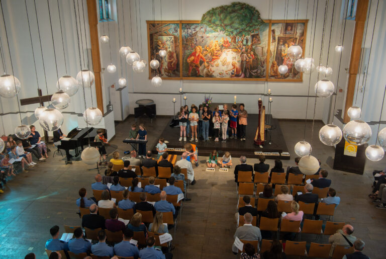 Evangelische Schule Neukölln: Dankesgottesdienst für alle Helfer*innen