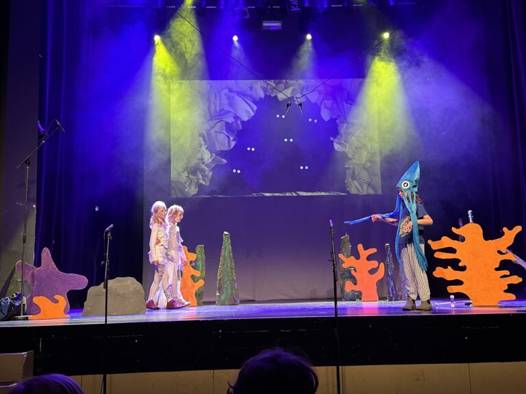 Evangelische Schule Friedrichshain trat beim 27. Neuköllner Theatertreffen der Grundschulen auf