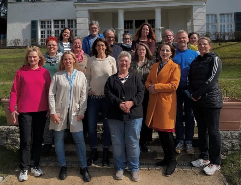 Tankstellen für Schulprofis – Mehr als 500 Mitarbeiter*innen eingeladen